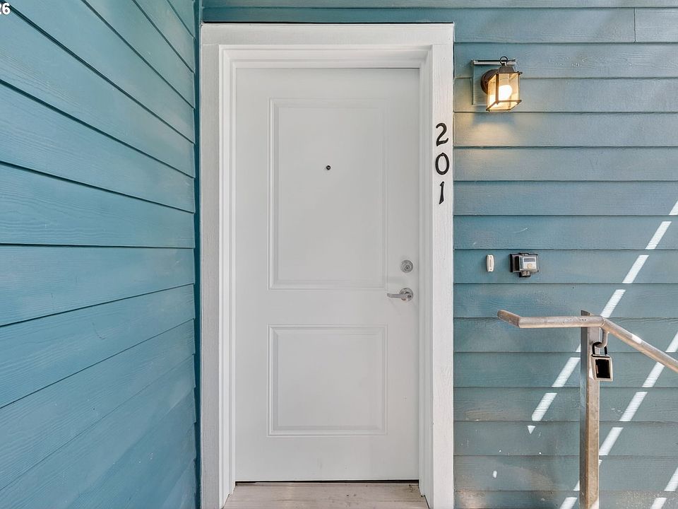 1st image of 7545 N Olin Ave #201