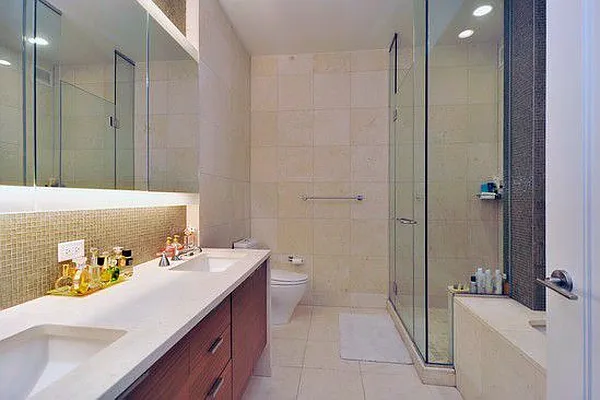 Rented by Compass | media 21