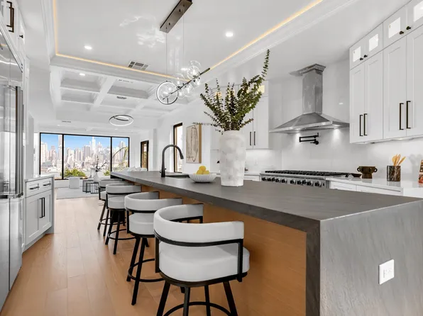 829 Blvd East image 14 of 50