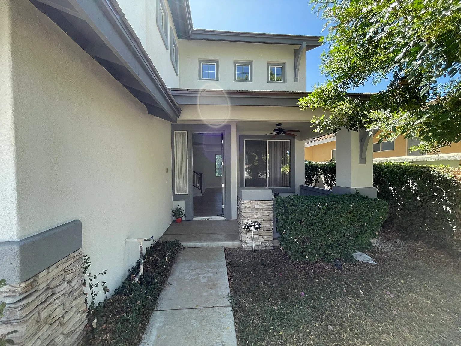 4 bed, 2357 sqft, $3,100 — Photo 4