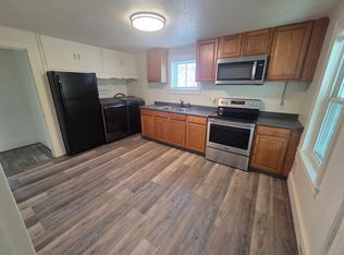 701 8th St #2, Saxton, PA 16678