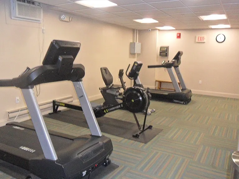 1550 Worcester Rd #528 — Photo 26
