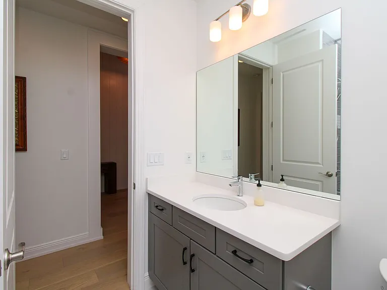 9241 Cayman Dr — Photo 13