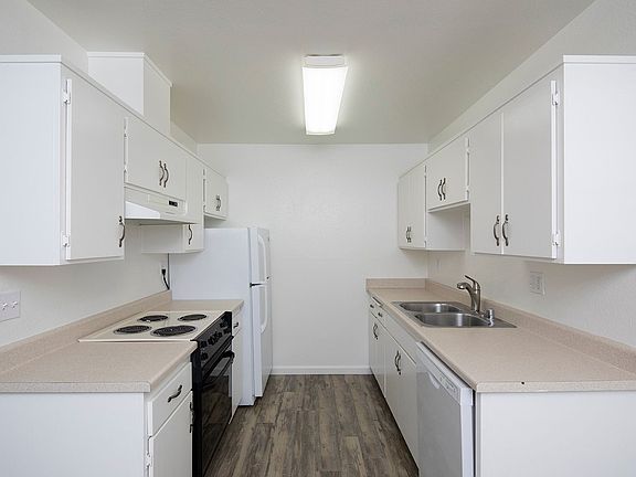 2nd image of 234 W Park Ave APT 5