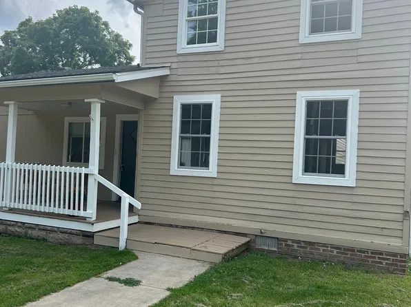 306 S Mill St, Pinckney, MI 48169