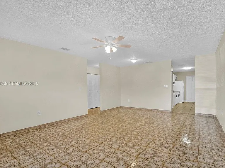 18947 NW 45th Ave #1 — Photo 8