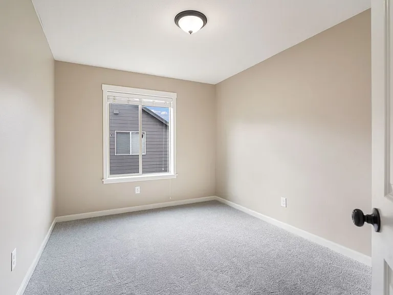 2617A NE 131st Ct — Photo 7