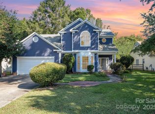 5529 Hedgecrest Pl, Charlotte, NC 28269