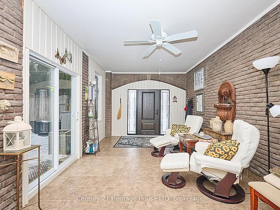 4th image of 3112 Ussher St