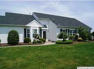 38 Dunrovin Ct, Manchester, NJ 08759