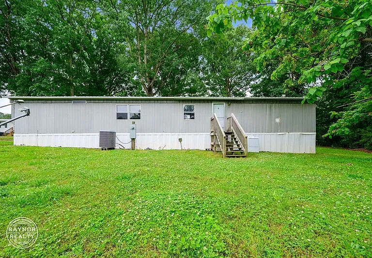 121 Wood Church Rd — Photo 4