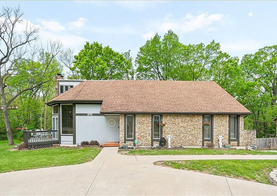1st image of 8731 Greeley Dr