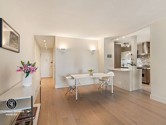 4th image of 400 E 56th St APT 37G
