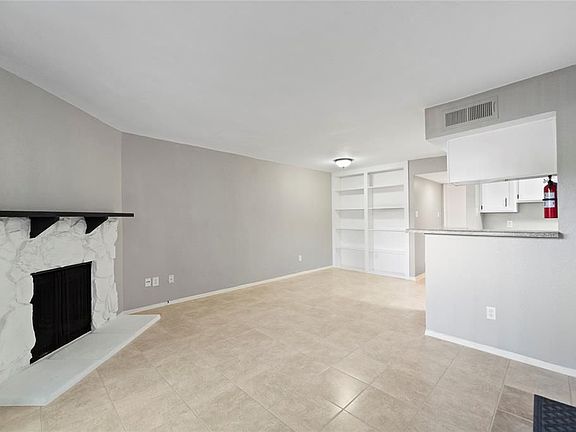 3rd image of 6001 Reims Rd APT 1101