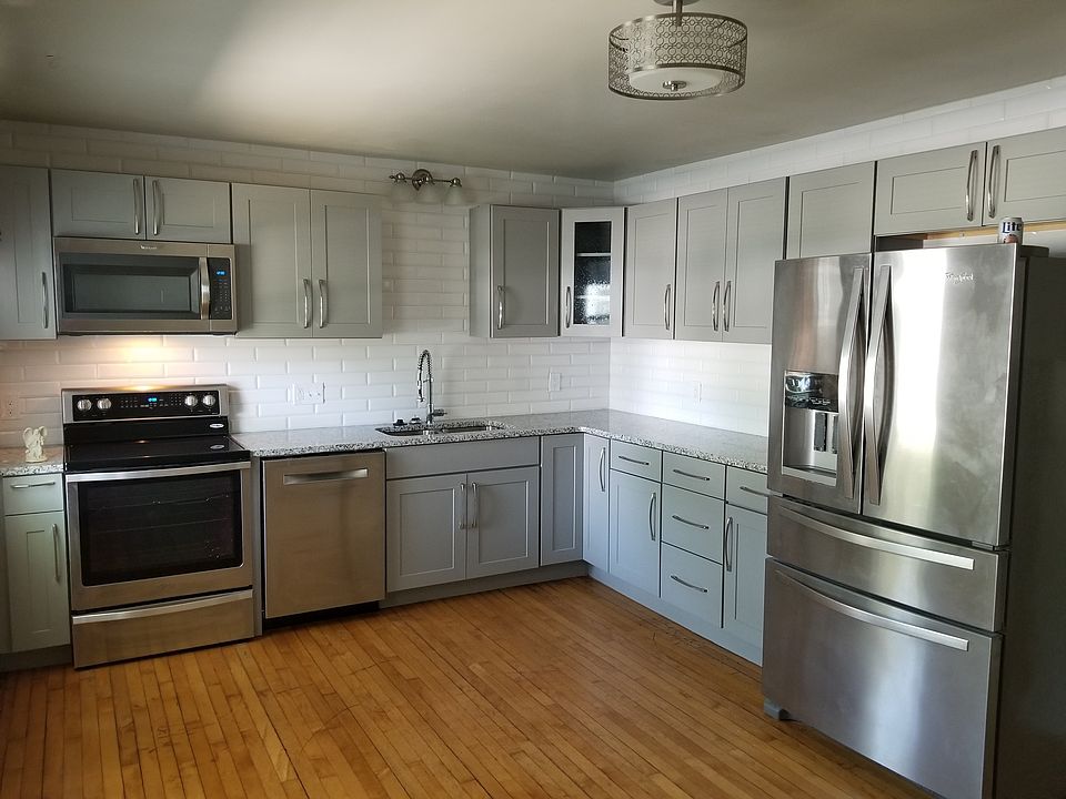 Lower Kitchen