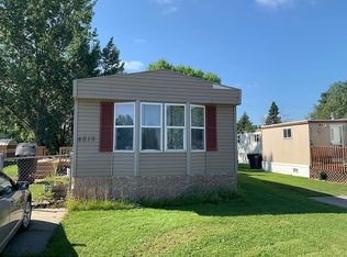 4819 Silver Gate Dr, Grand Forks, ND 58203