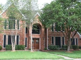 1115 Lake Country Dr, Seabrook, TX 77586