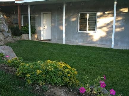 Private Yard and Entry