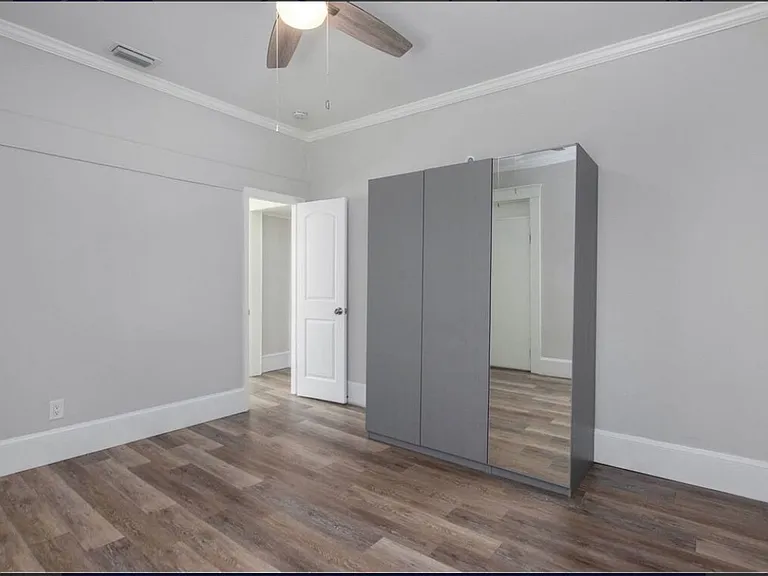 2404 W Fig St #B — Photo 11