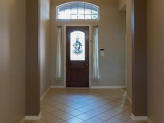 3rd image of 3400 Dorchester Ct