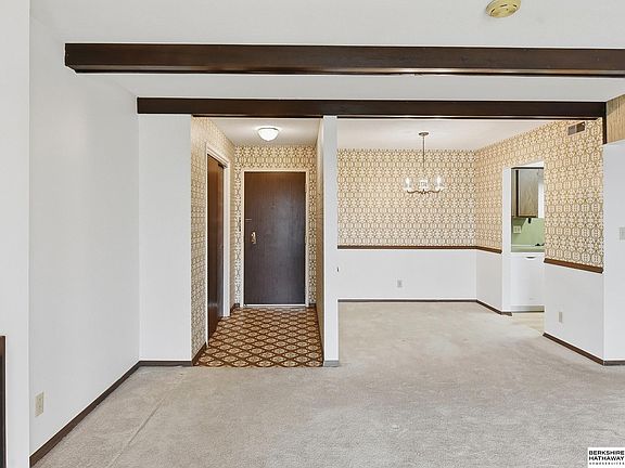 5th image of 4000 S 56th St APT 385C