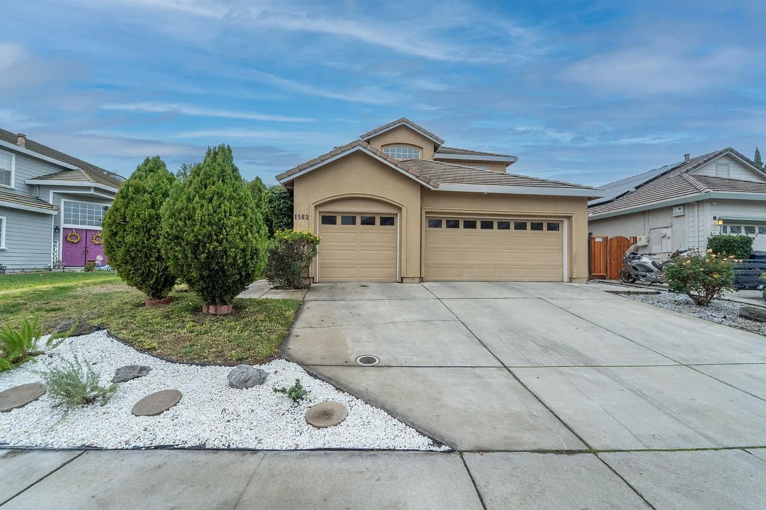 1563 Egret Dr photo 1