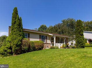 105 Rhaubert Cir, State College, PA 16801