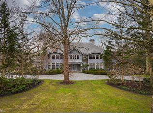 16980 S Park Blvd, Shaker Heights, OH