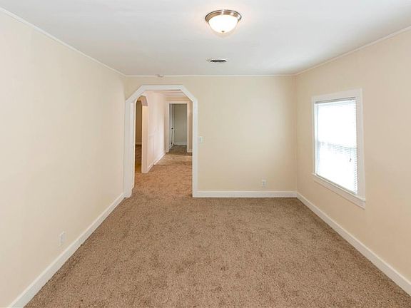 2nd image of 418 Brockwell Ave