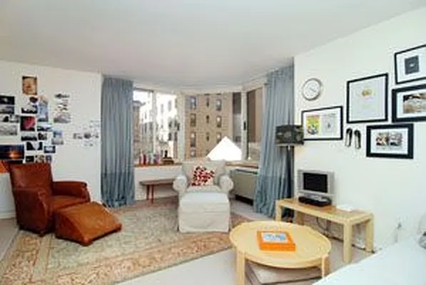 Sold by Douglas Elliman | media 14