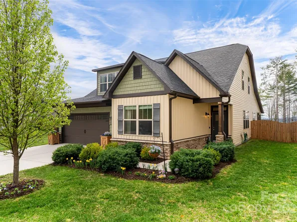 316 Wild Ginger Ct, Weaverville, NC 28787