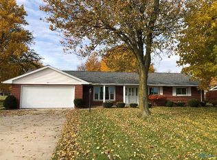 911 N Defiance St, Archbold, OH 43502