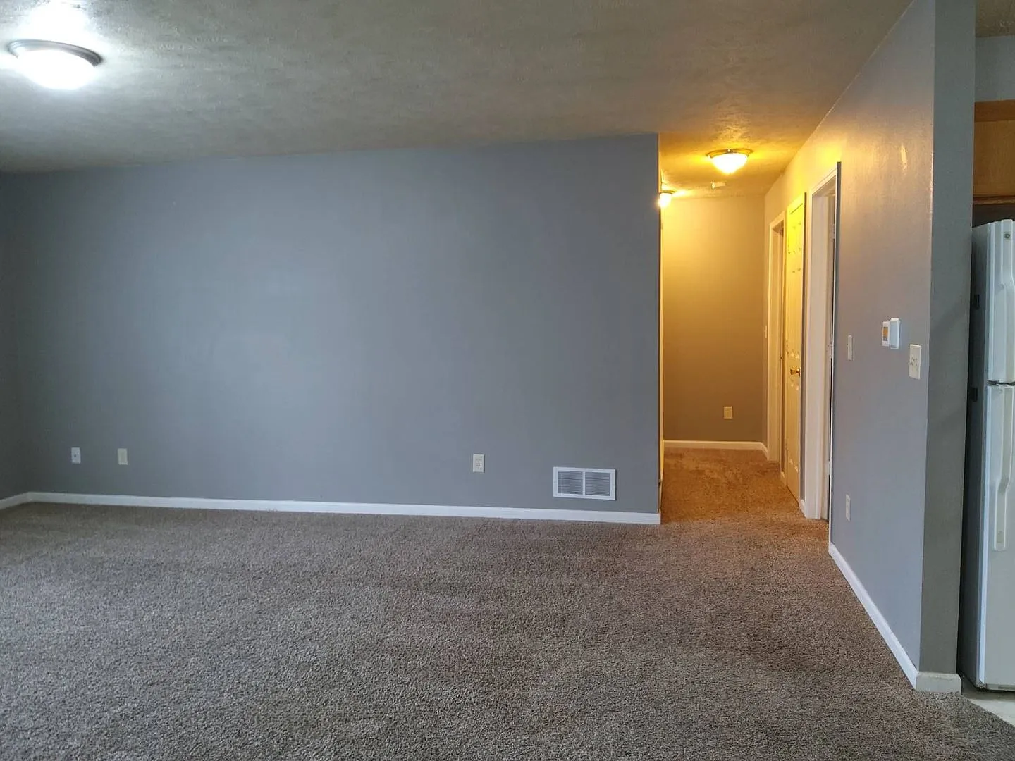 818 Antler Dr — Photo 2
