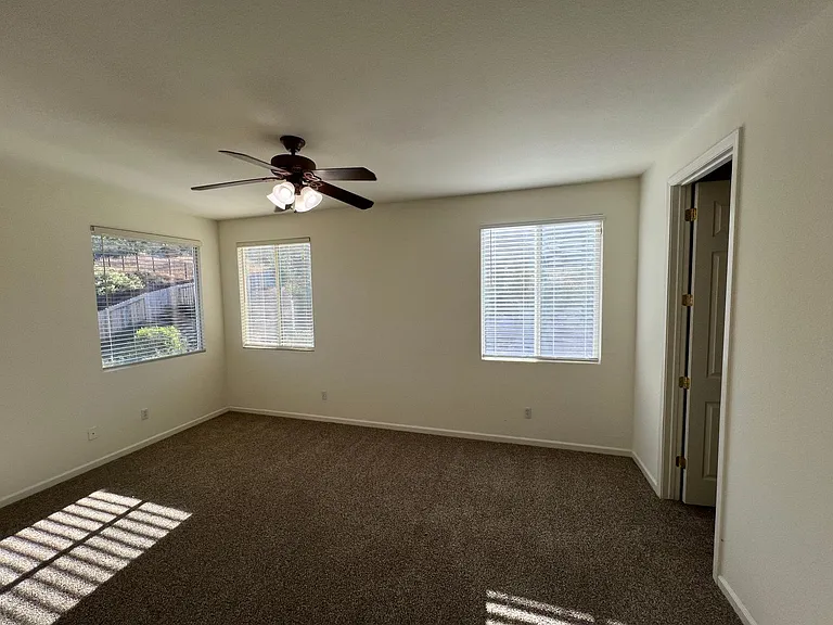 6082 Connery Dr — Photo 16