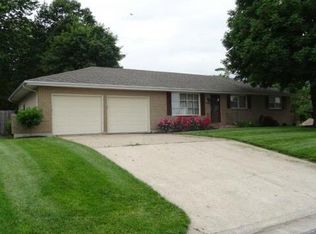 2000 Peach St, Higginsville, MO 64037