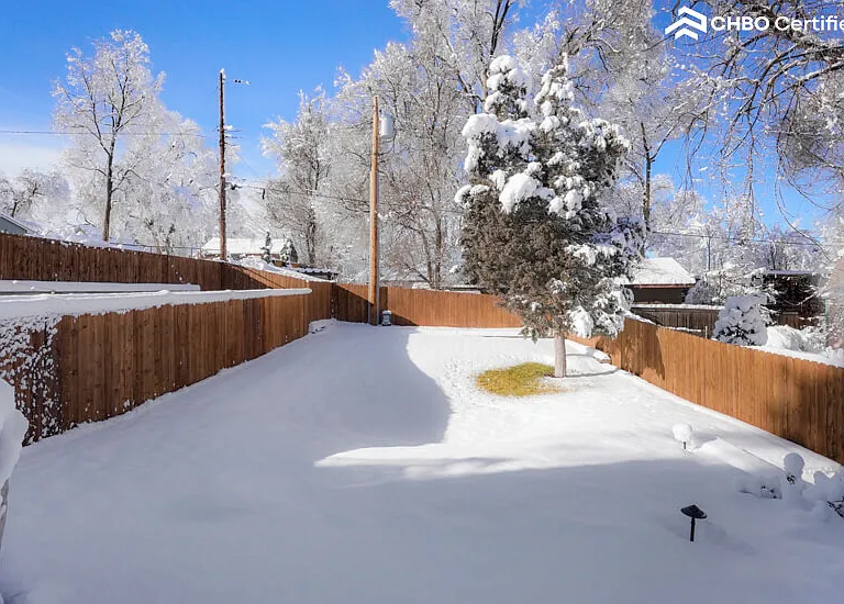 6083 S Sycamore St — Photo 42