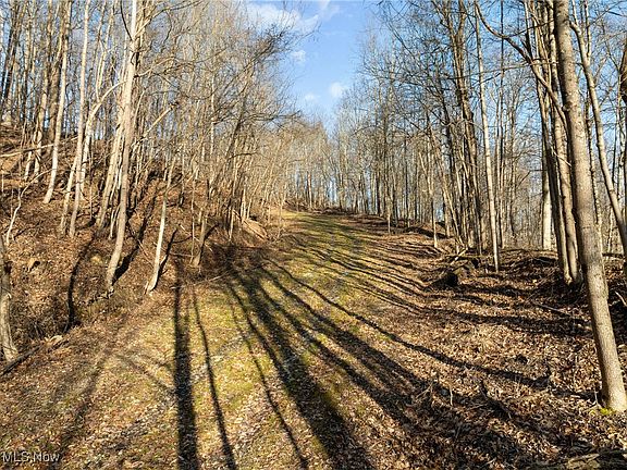 3rd image of 0 Little McMahon Creek Rd