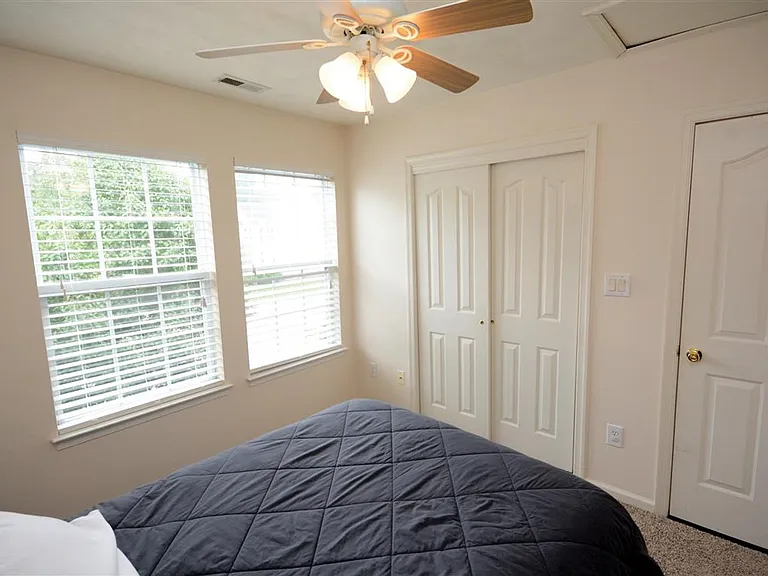 414 Sawyers Mill Xing — Photo 24