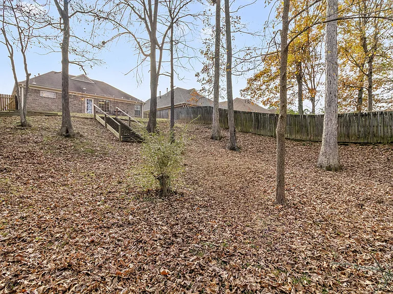 6830 Garmin Ln — Photo 26