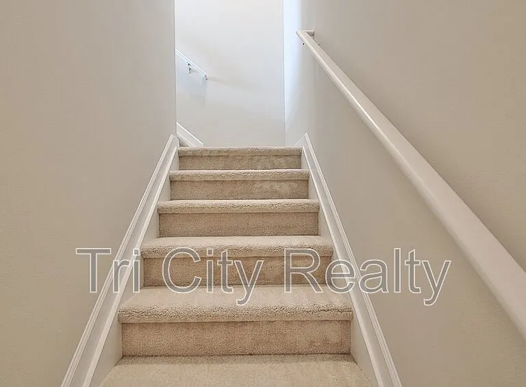 341 Hunterian Pl — Photo 52