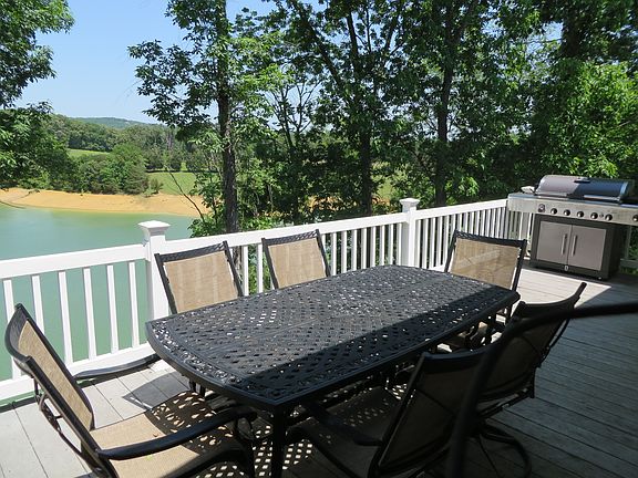 5th image of 545 Lakebend Ln