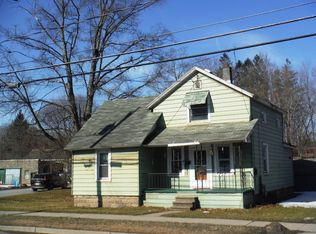 14 Oneida St, Oneonta, NY 13820