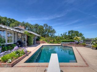 444 Fir Ln, Los Altos, CA 94024