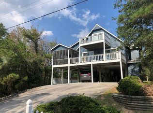116 Sand Castle Dr, Emerald Isle, NC 28594