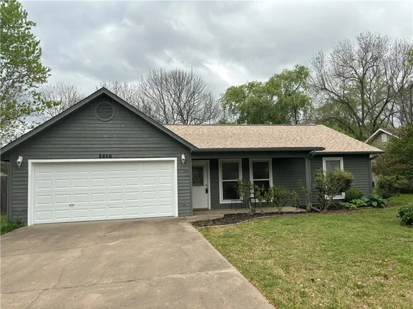 2856 Colton Cv, Fayetteville, AR 72701