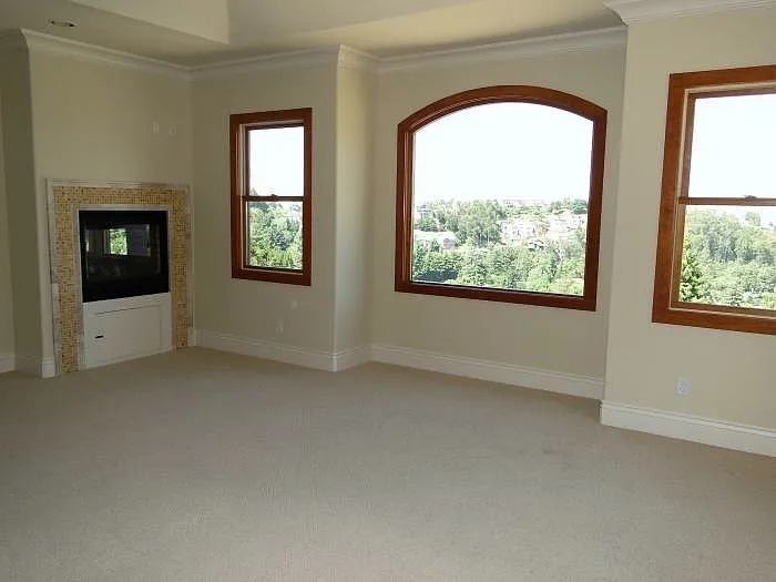 7023 Broadway Ter — Photo 14