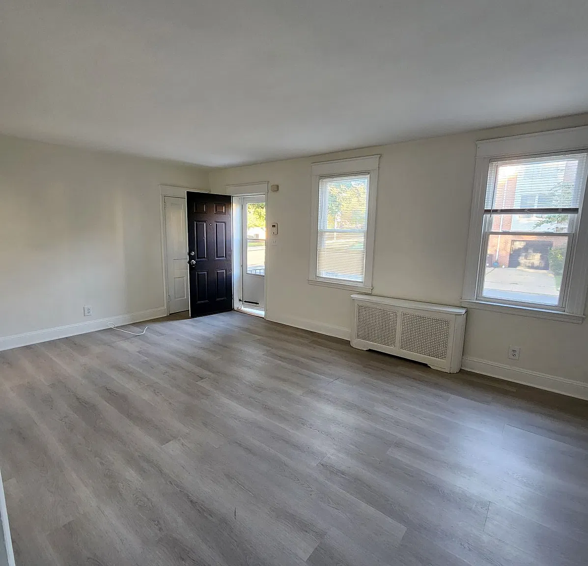 912 McCabe Ave - Apt A — Photo 2