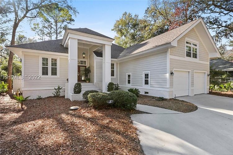 1st image of 25 Heath Dr