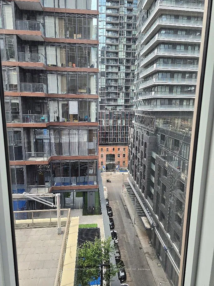 2 bed, $3,900 — Photo 2