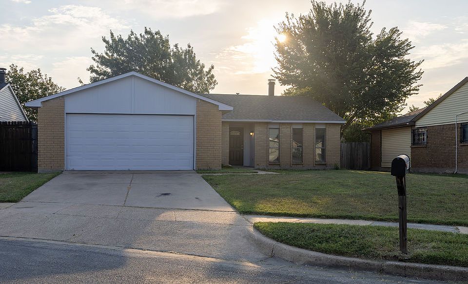 1st image of 7320 Sorrell Ct